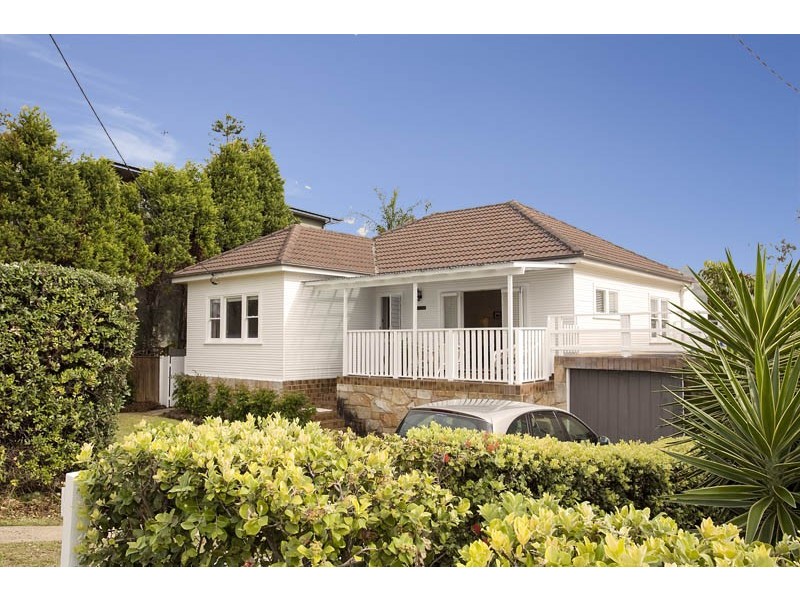 80 Carrington Parade, Curl Curl NSW 2096