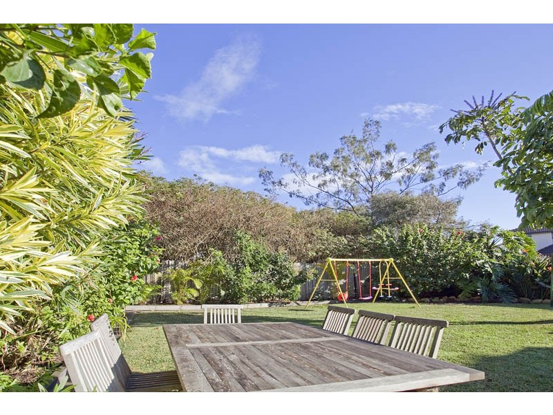 80 Carrington Parade, Curl Curl NSW 2096