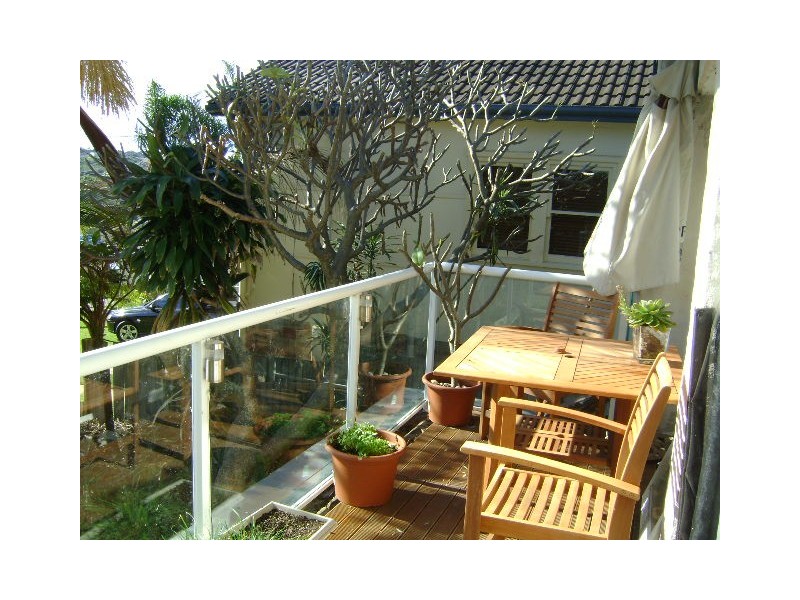 1/52 Adams Street, Curl Curl NSW 2096