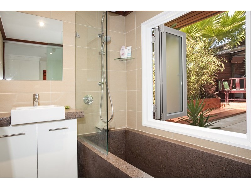 72 Soldiers Avenue, Freshwater NSW 2096