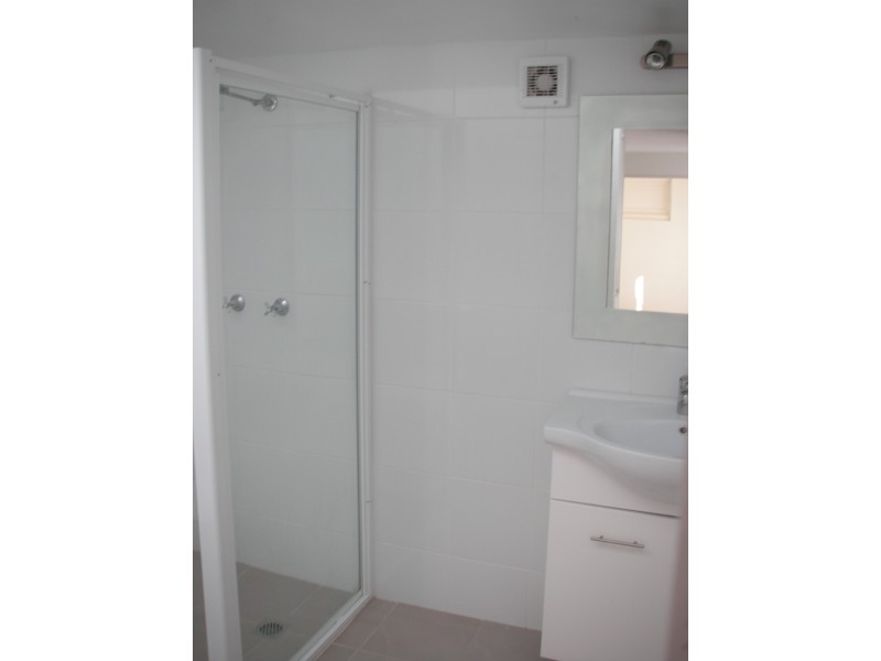 3/64 Undercliff Road, Freshwater NSW 2096