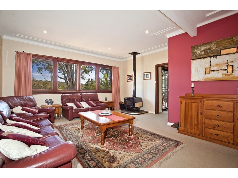 83 Waratah Parade, Narraweena NSW 2099