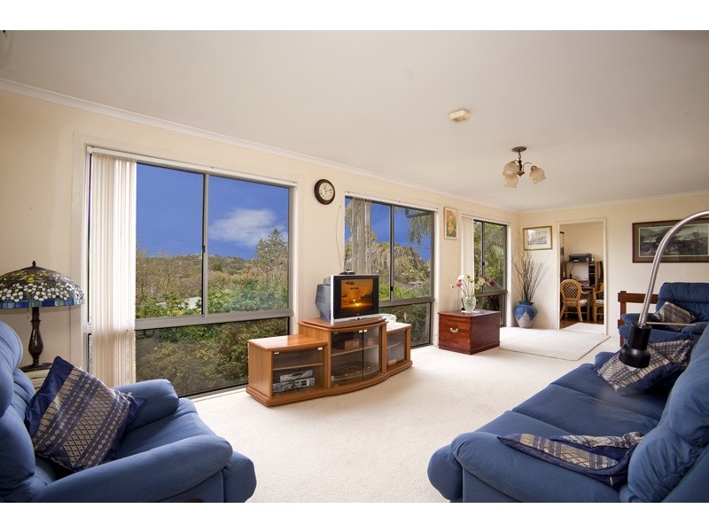 10 Burilla Avenue, North Curl Curl NSW 2099