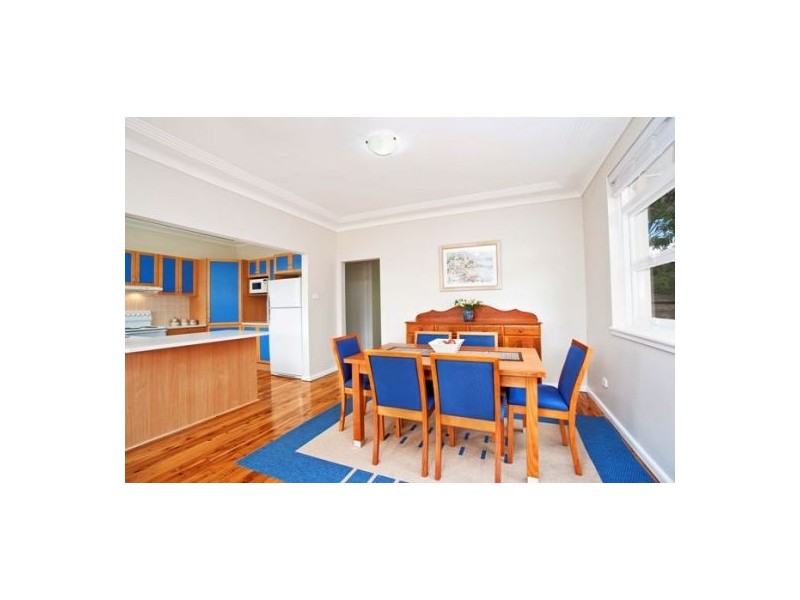 3 Kooloora Avenue, Freshwater NSW 2096