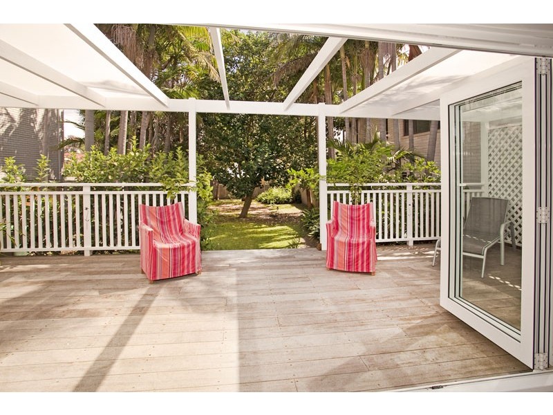 11A Ocean View Road, Freshwater NSW 2096