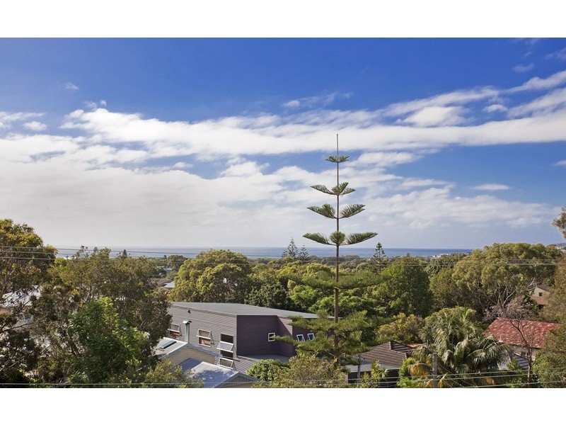 3 Jocelyn Street, North Curl Curl NSW 2099