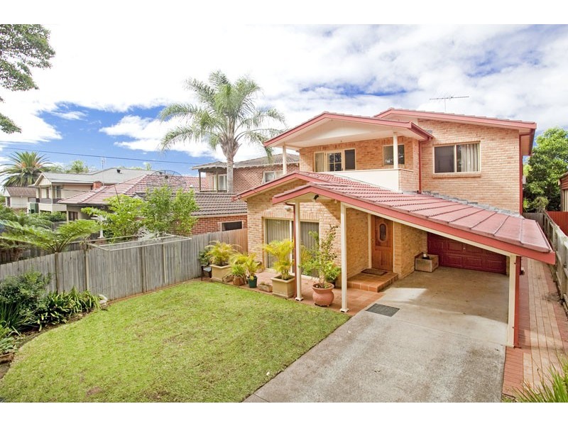 26 Surfers Parade and 67 Soldiers Ave, Freshwater NSW 2096