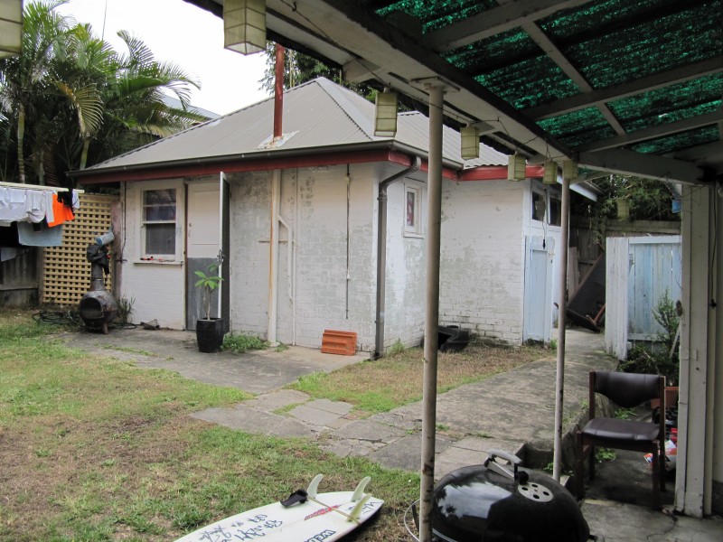 11 Kooloora Avenue, Freshwater NSW 2096