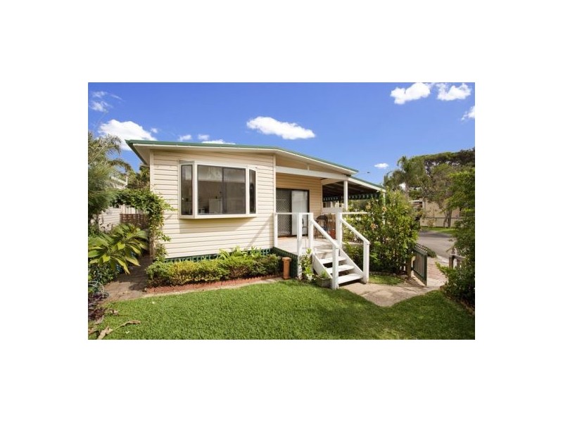 10 Hibiscus Parade, North Narrabeen NSW 2101