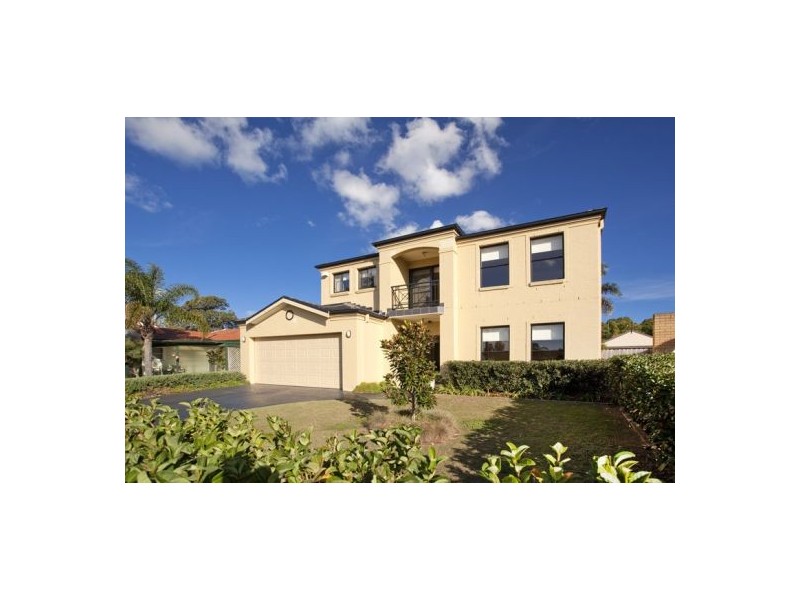 12 Bennett Street, Curl Curl NSW 2096