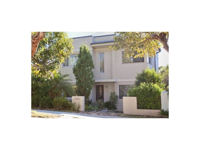 143 Wyndora Avenue, Freshwater NSW 2096