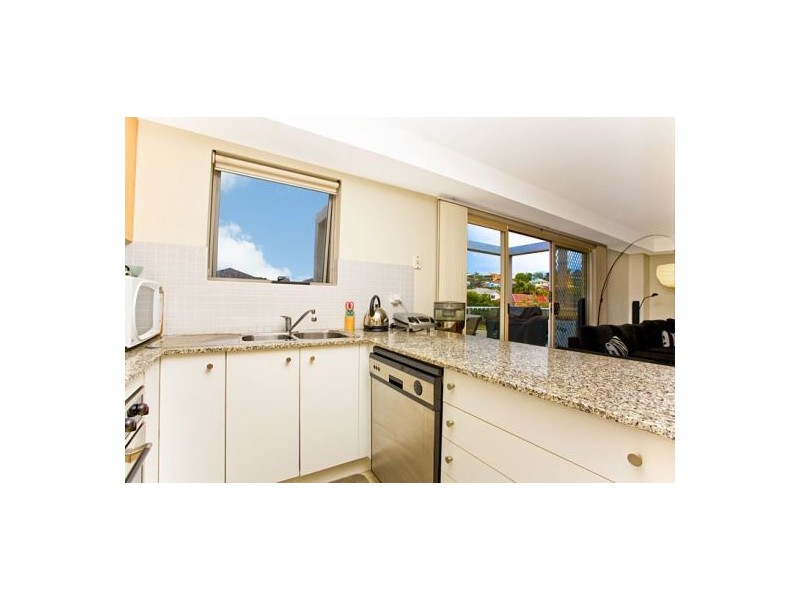 11/18 Banksia Street, Dee Why NSW 2099