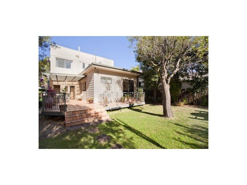 143 Wyndora Avenue, Freshwater NSW 2096