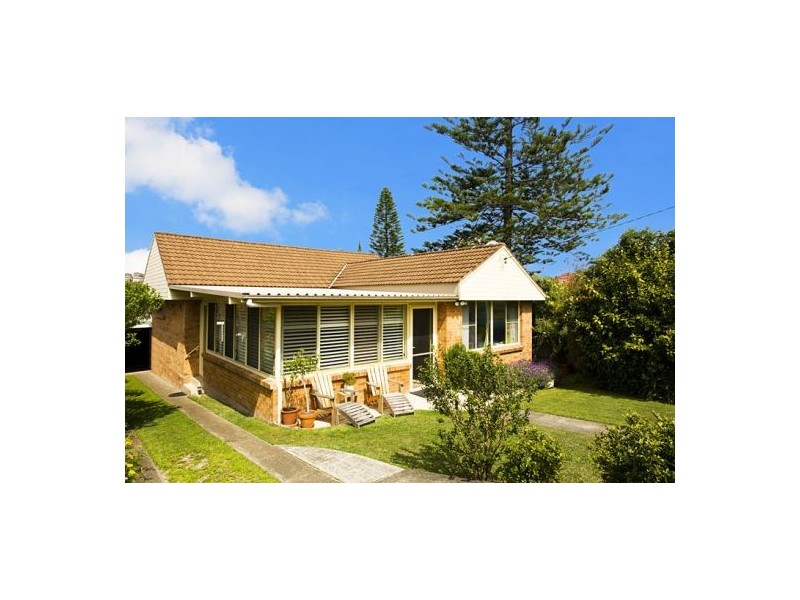 1 Graham Avenue, Freshwater NSW 2096