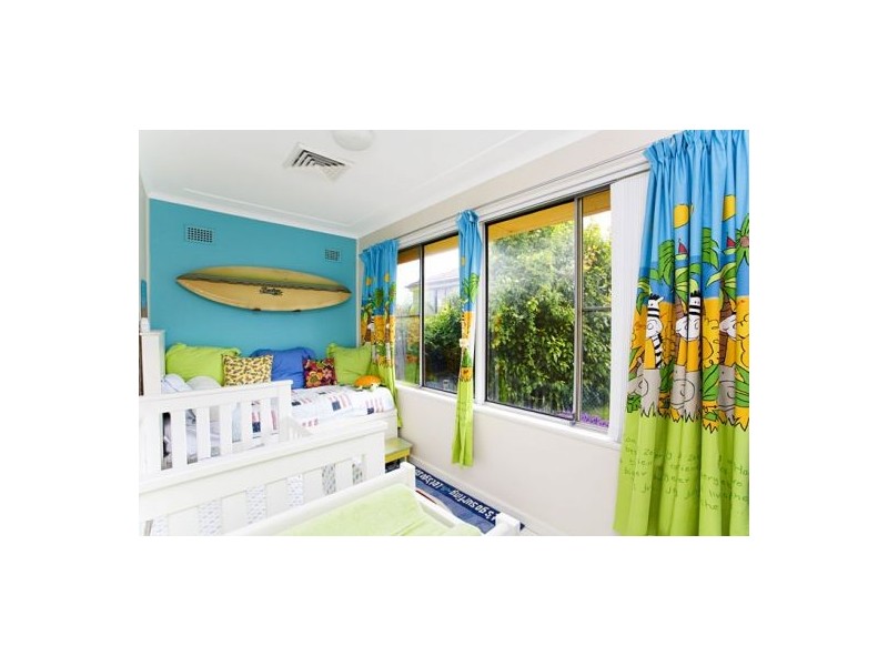 1 Graham Avenue, Freshwater NSW 2096