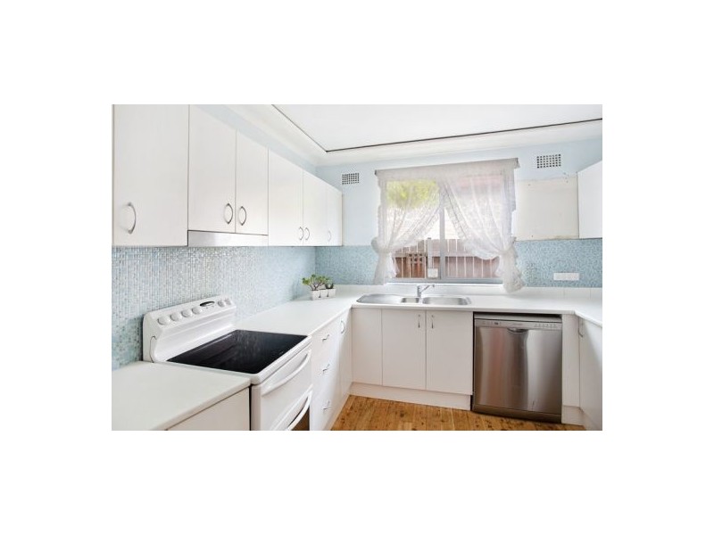 43 Surfers Parade, Freshwater NSW 2096