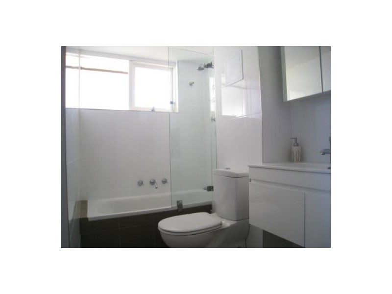 6/30 Moore Road,, Freshwater NSW 2096