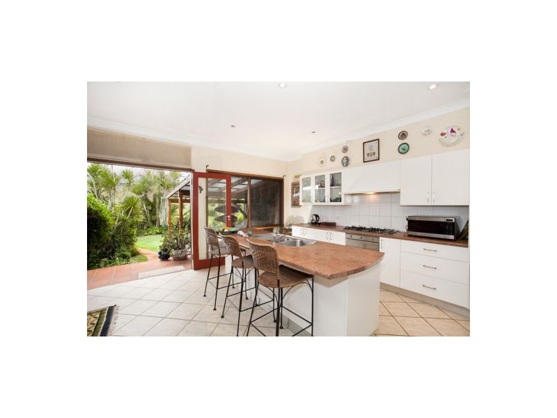 24 Moore Road, Freshwater NSW 2096