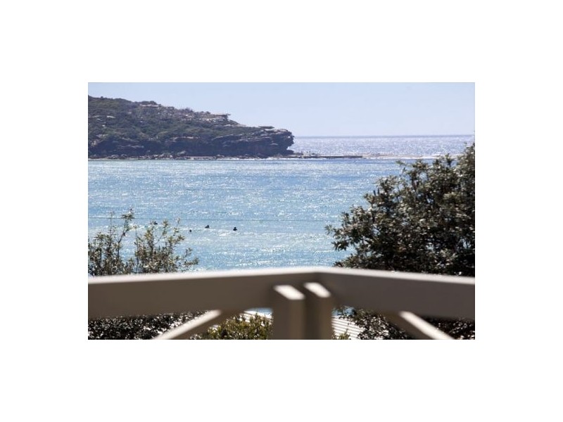 38 Carrington Parade, Curl Curl NSW 2096