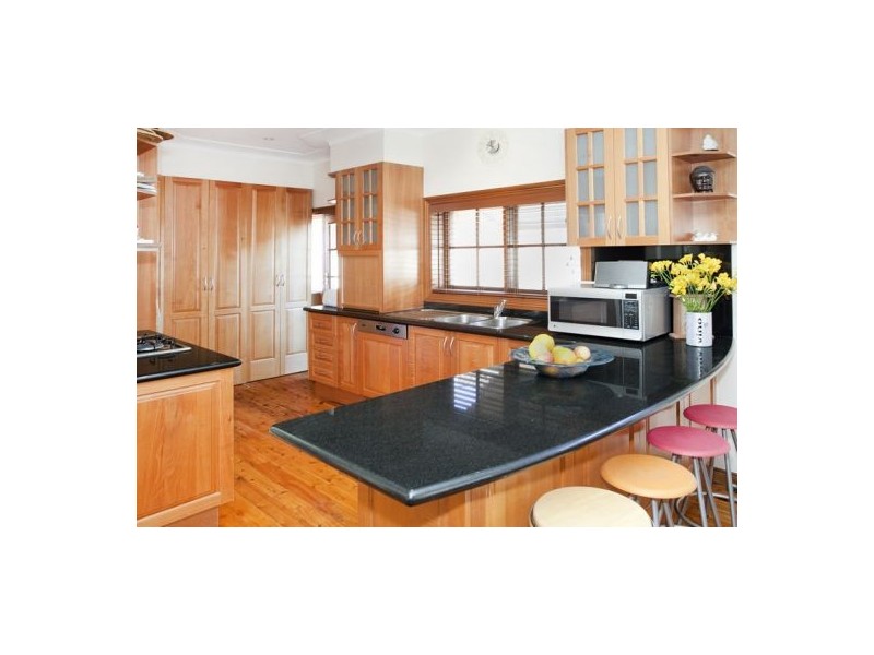 48 Wyndora Avenue, Freshwater NSW 2096