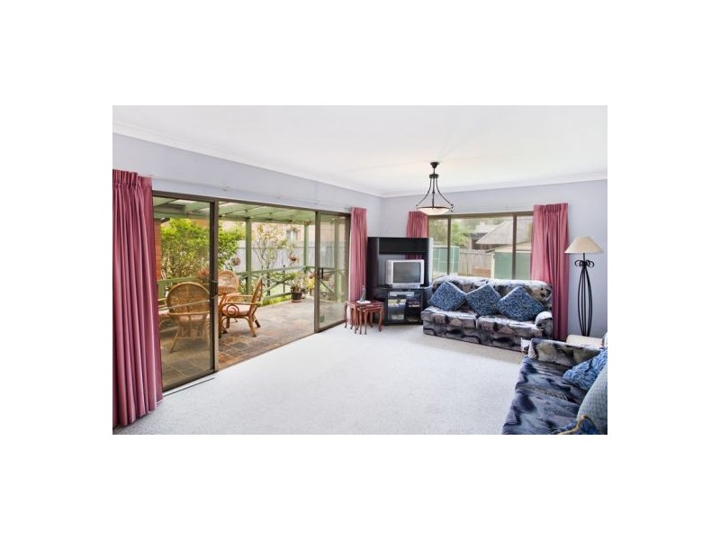 43 Surfers Parade, Freshwater NSW 2096