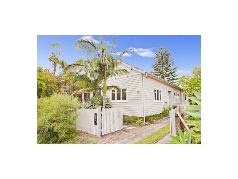 2 Coles Road, Freshwater NSW 2096