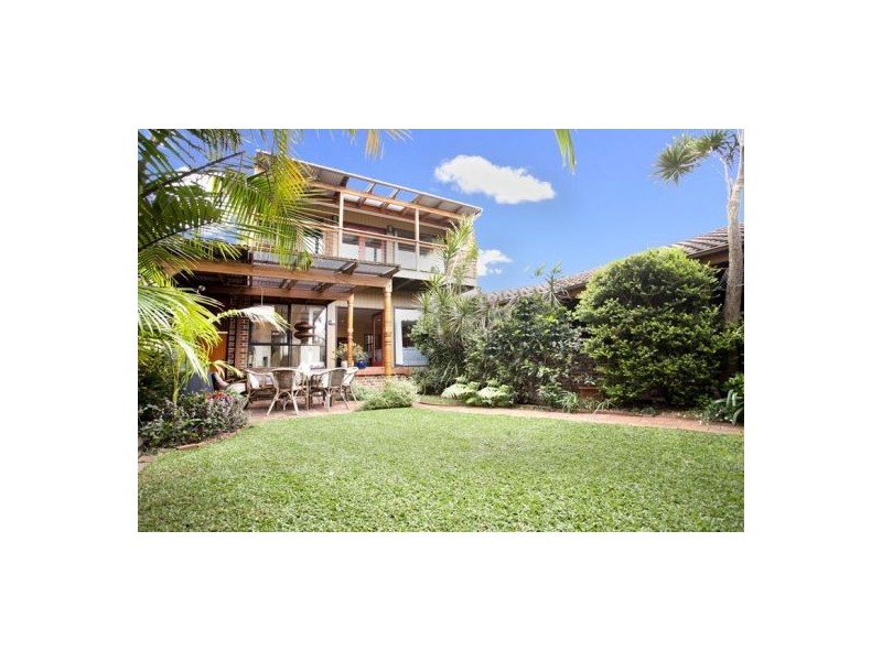 24 Moore Road, Freshwater NSW 2096