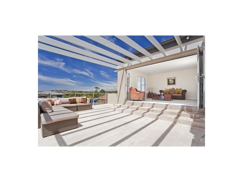 82 Pitt Road, North Curl Curl NSW 2099