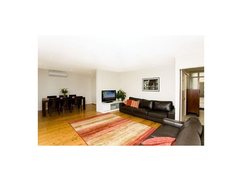 2 Young Crescent, Frenchs Forest NSW 2086