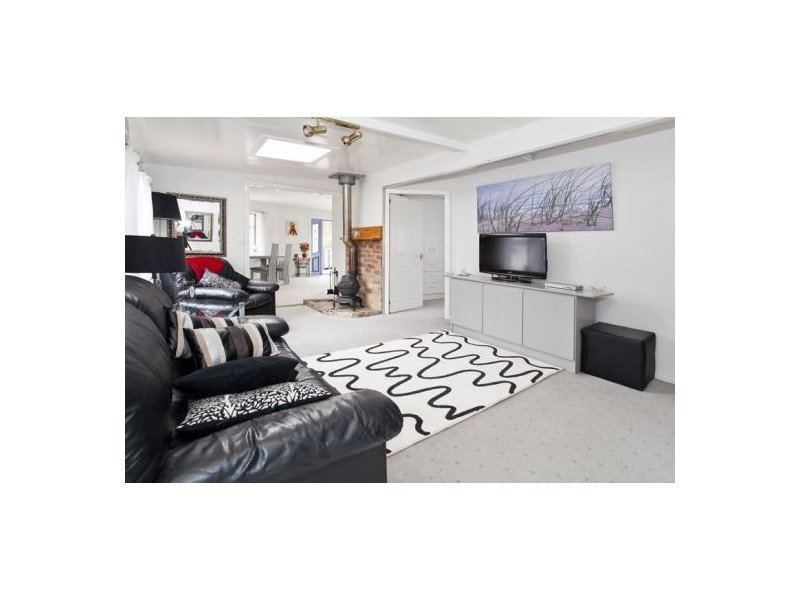 10 Palm Parade, North Narrabeen NSW 2101