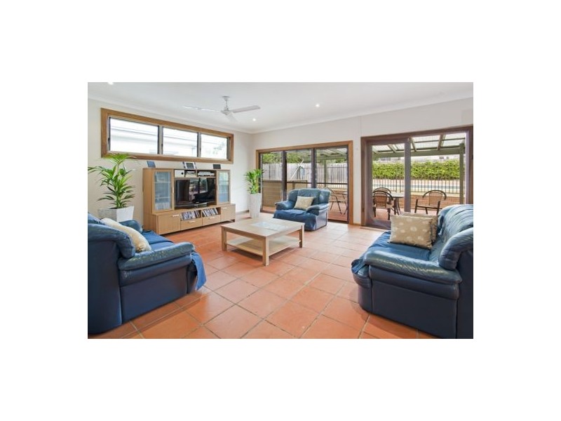10 Stirgess Avenue, Curl Curl NSW 2096