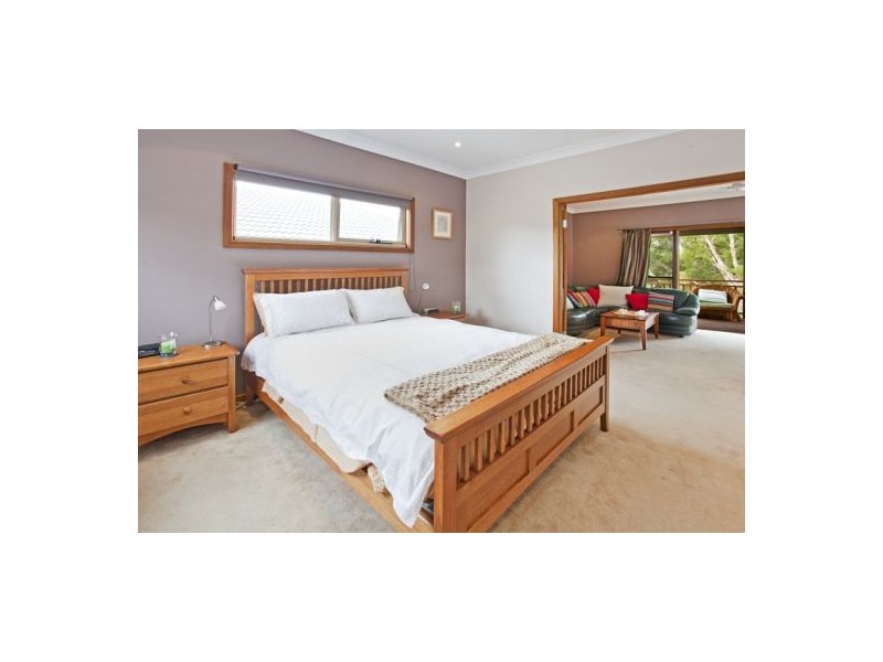 10 Stirgess Avenue, Curl Curl NSW 2096