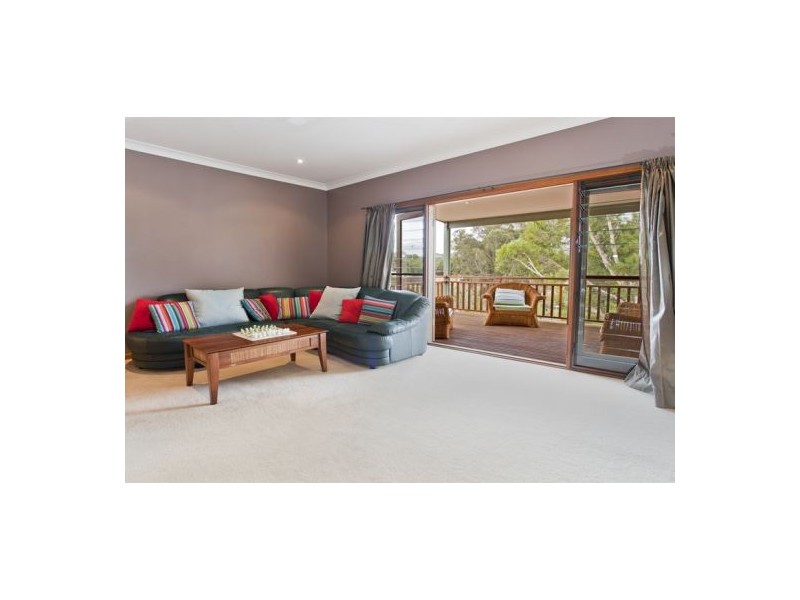 10 Stirgess Avenue, Curl Curl NSW 2096