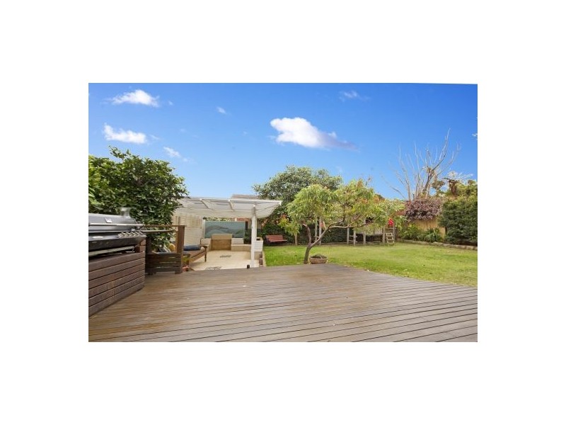 6 Fay Street, North Curl Curl NSW 2099