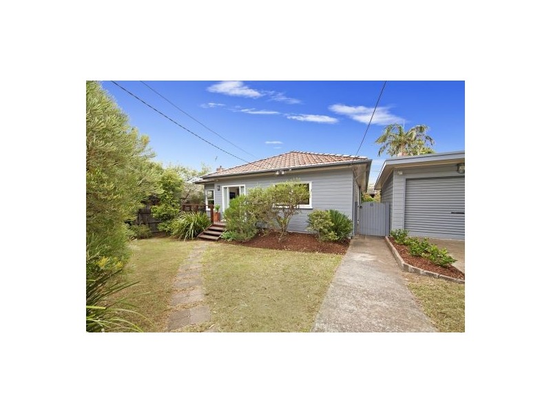 6 Fay Street, North Curl Curl NSW 2099