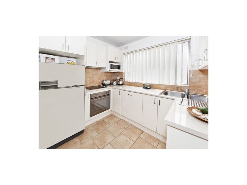 6/41 Ocean View Road, Freshwater NSW 2096