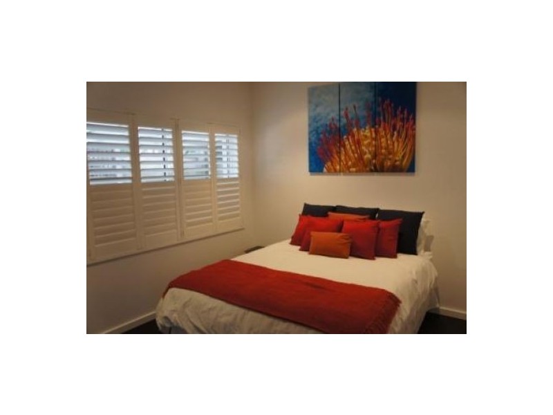 2 Murray Road, Freshwater NSW 2096