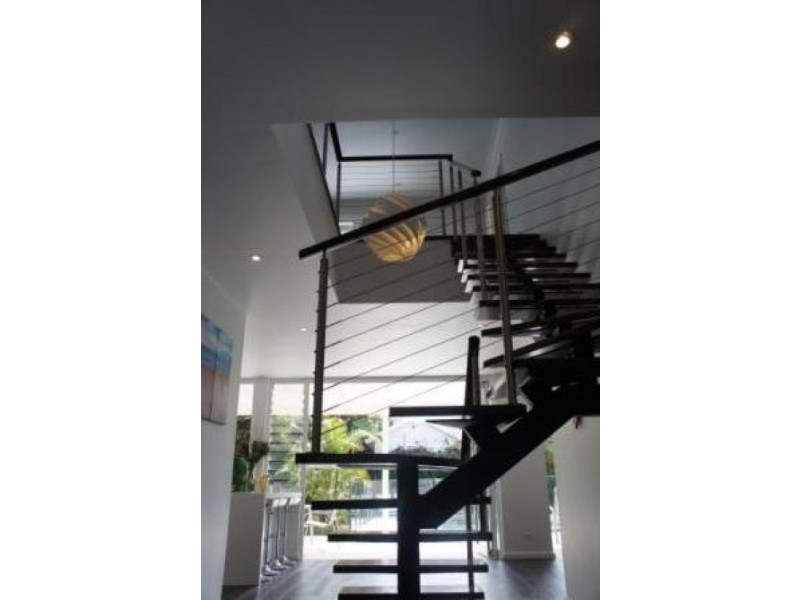 2 Murray Road, Freshwater NSW 2096