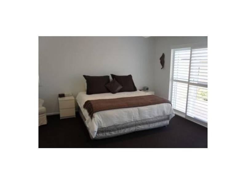 2 Murray Road, Freshwater NSW 2096