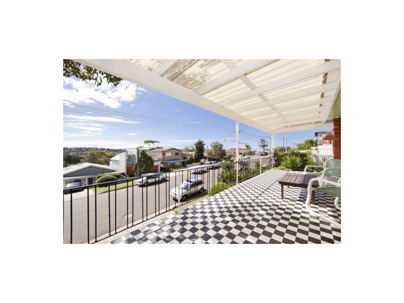 36 Curl Curl Parade, Curl Curl NSW 2096