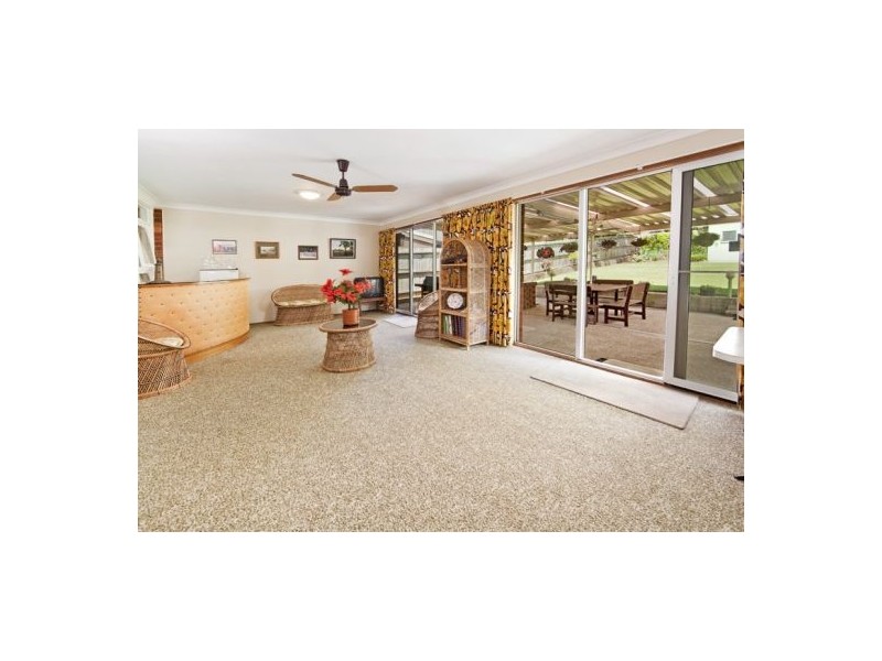 36 Curl Curl Parade, Curl Curl NSW 2096
