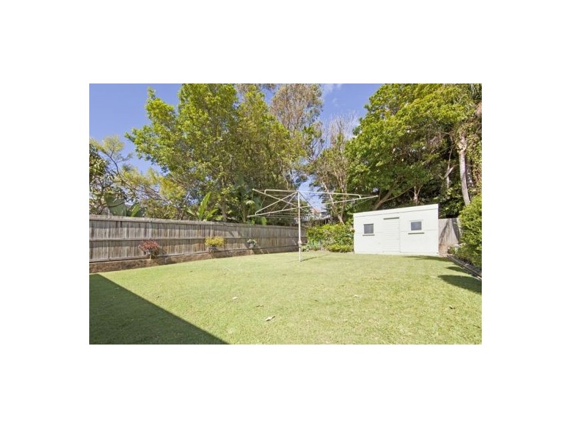 36 Curl Curl Parade, Curl Curl NSW 2096