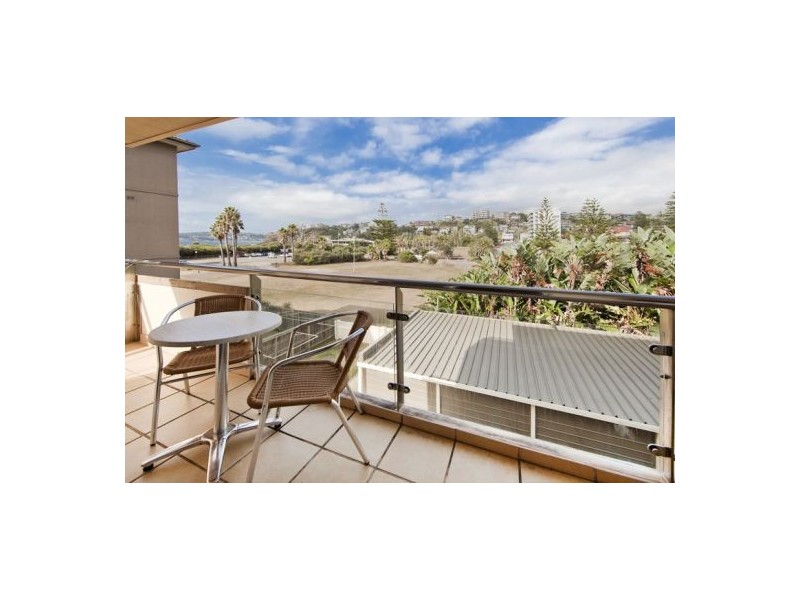 6/41 Oceanview Road, Freshwater NSW 2096