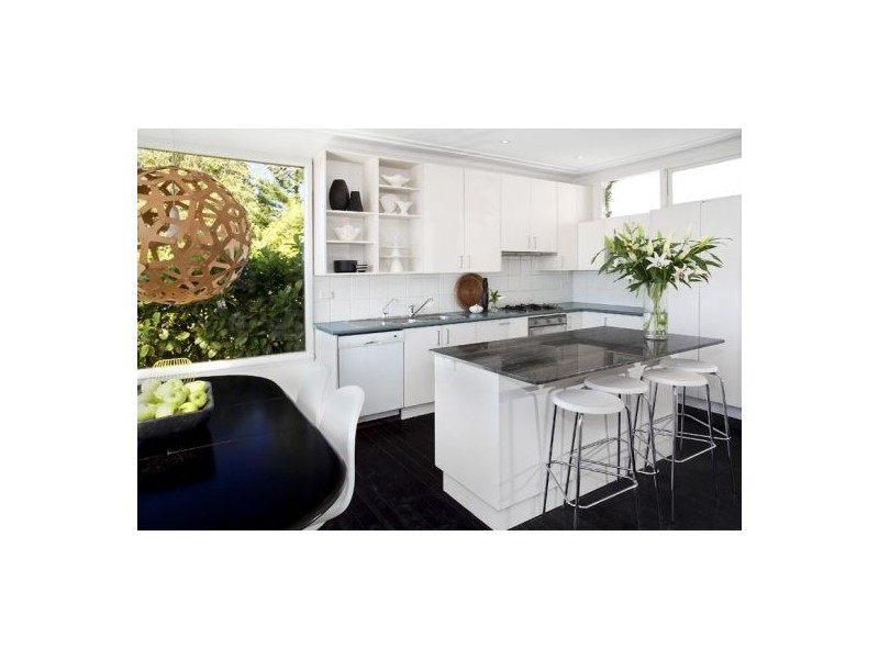 177 Wyndora Avenue, Freshwater NSW 2096