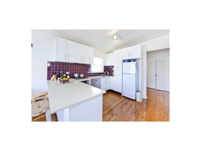 1/25 Wyndora Aveune, Freshwater NSW 2096