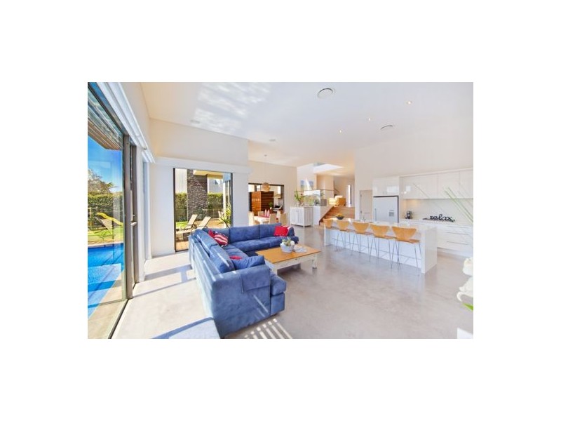 6 Adina Road, Curl Curl NSW 2096