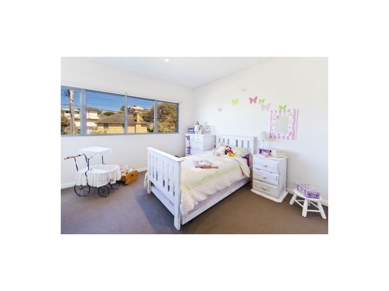 6 Adina Road, Curl Curl NSW 2096