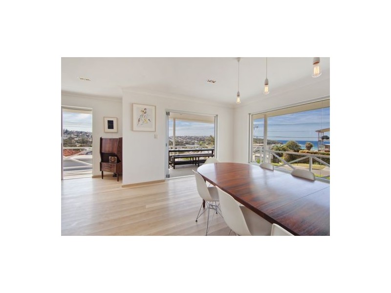 6 Curl Curl Parade, Curl Curl NSW 2096