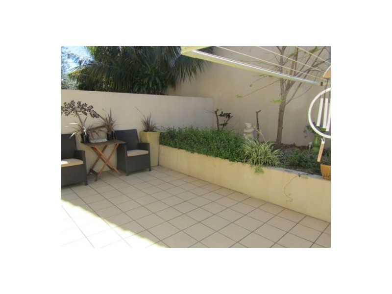 4/28 South Creek Road, Dee Why NSW 2099