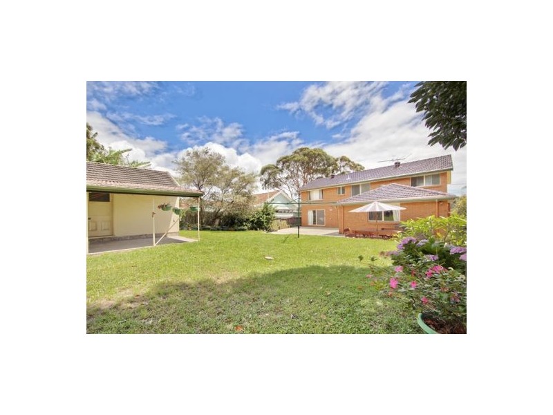 42 Bennett Street, Curl Curl NSW 2096